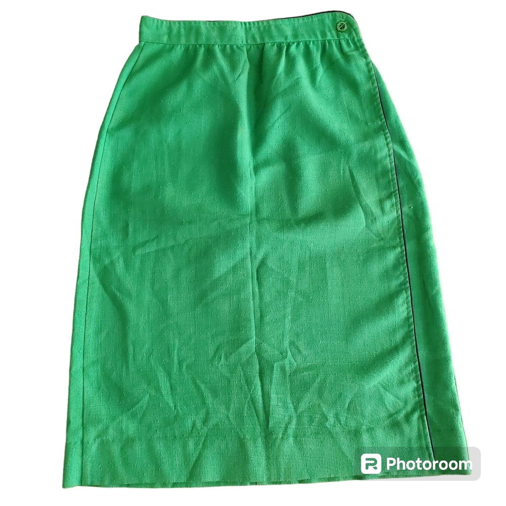 Vintage green wrap skirt size 10